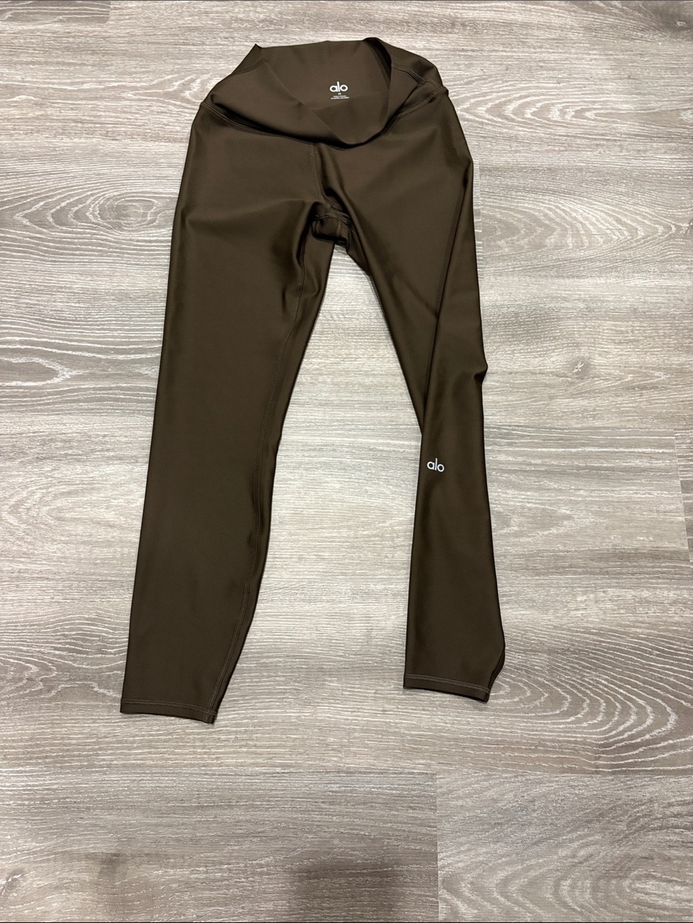 Alo High-Waist Performance Leggings — brown